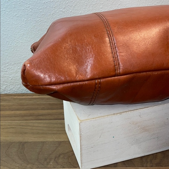 VTG B. Young Leather 70’s 80’s Western Neutral Zipper Clutch Purse Festival Chic - Picture 6 of 16